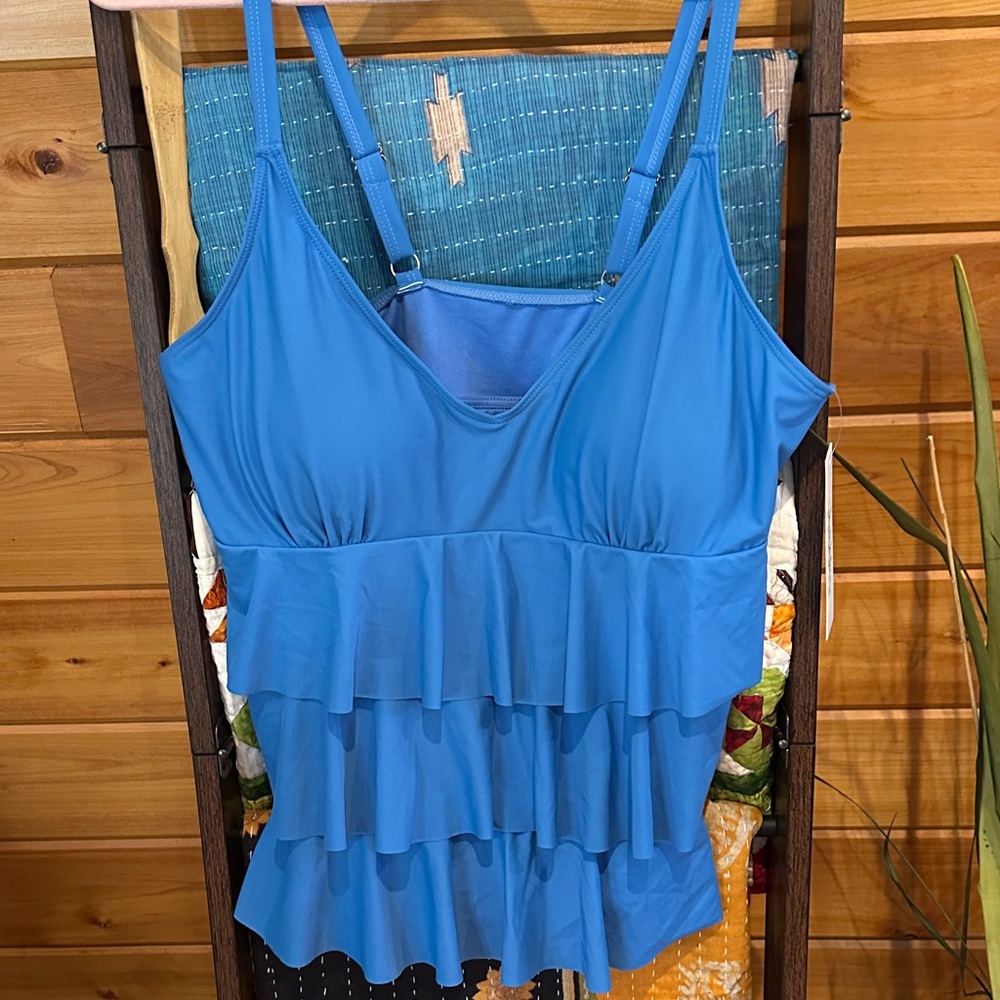 NWT Nicole Miller Vibrant Blue Ruffled swim top